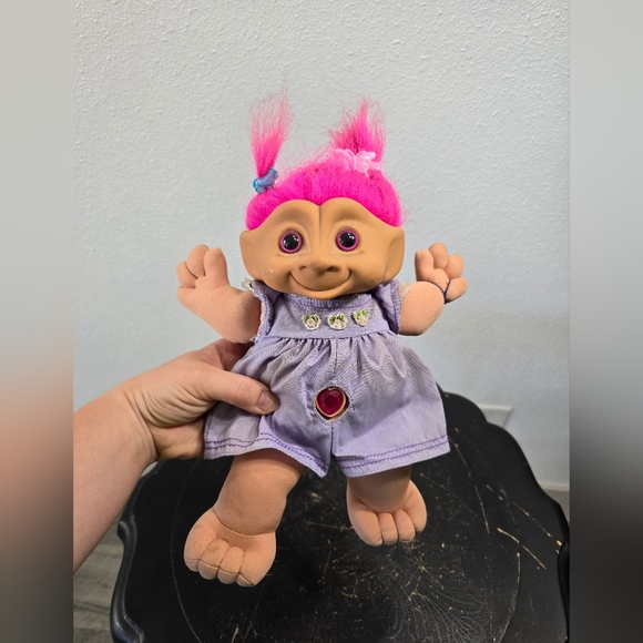 Treasure Trolls Cuddle Tots 1st Edition Yazzi - Picture 3 of 11
